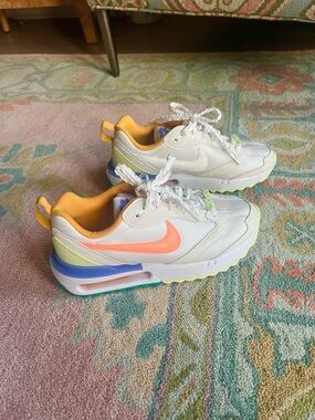 Nike Womens Size 6 Air Max Dawn Running Shoes White/Lime/Peach Athletic Shoes